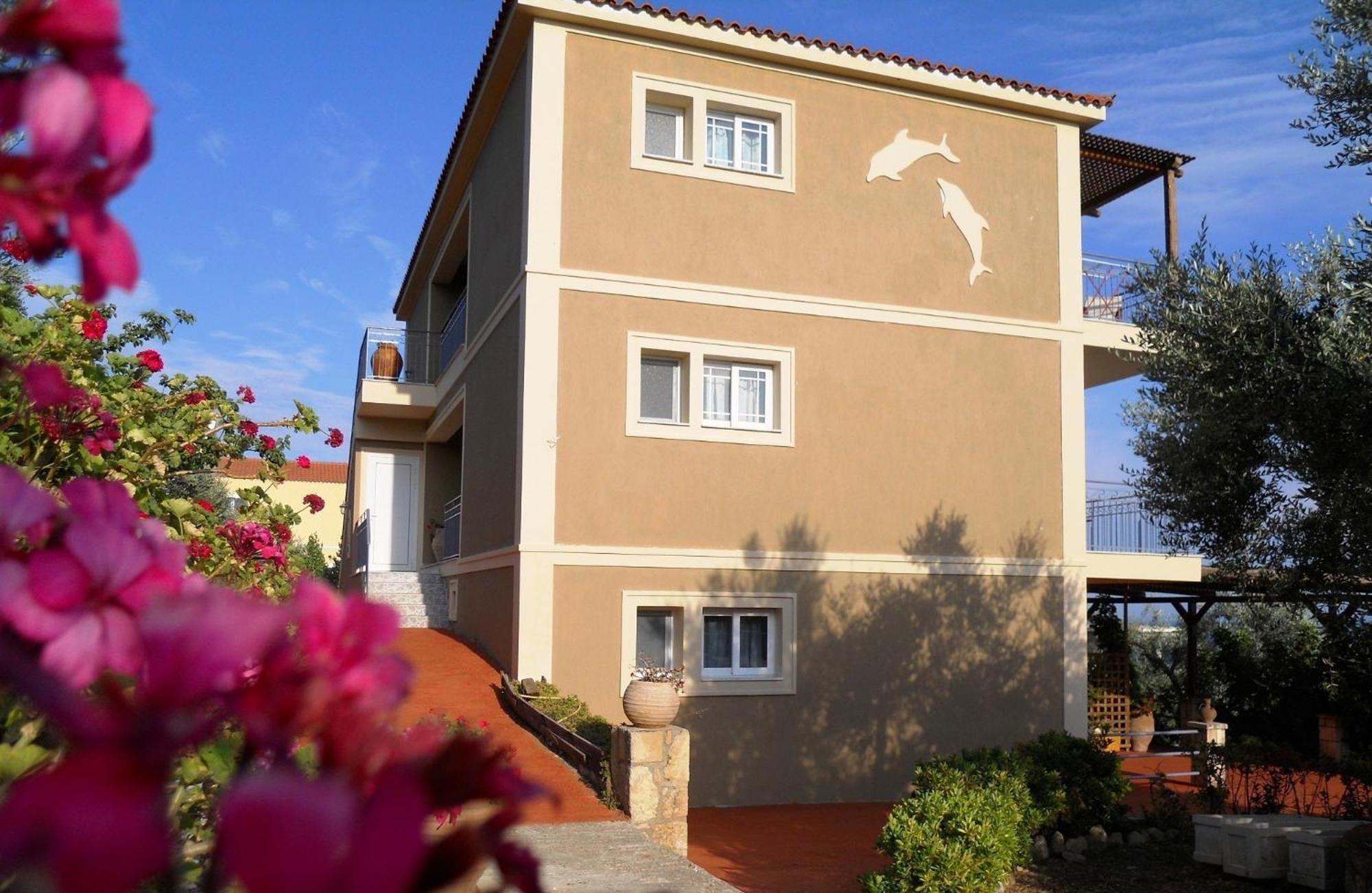 Delfinia *