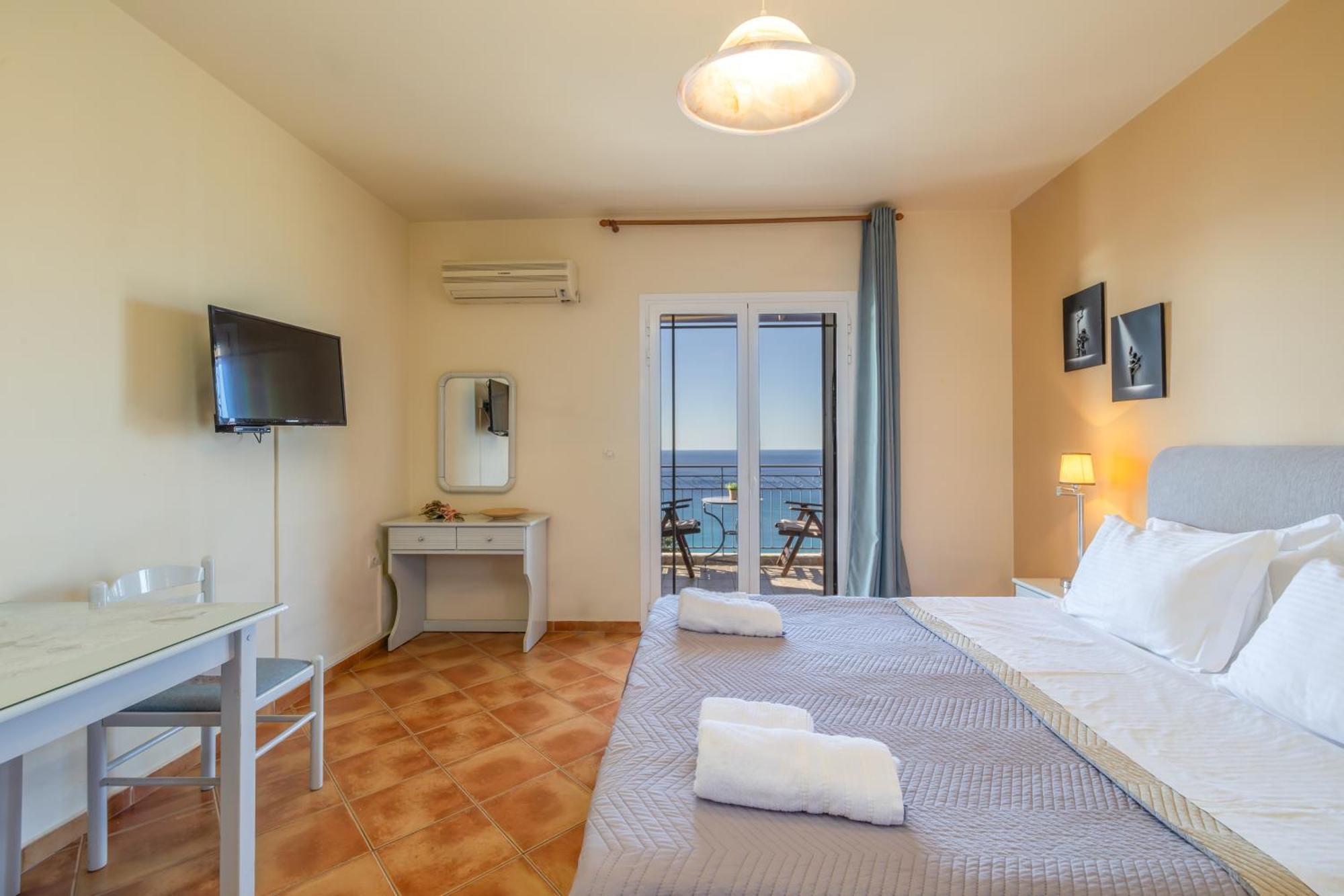 Delfinia Apartment