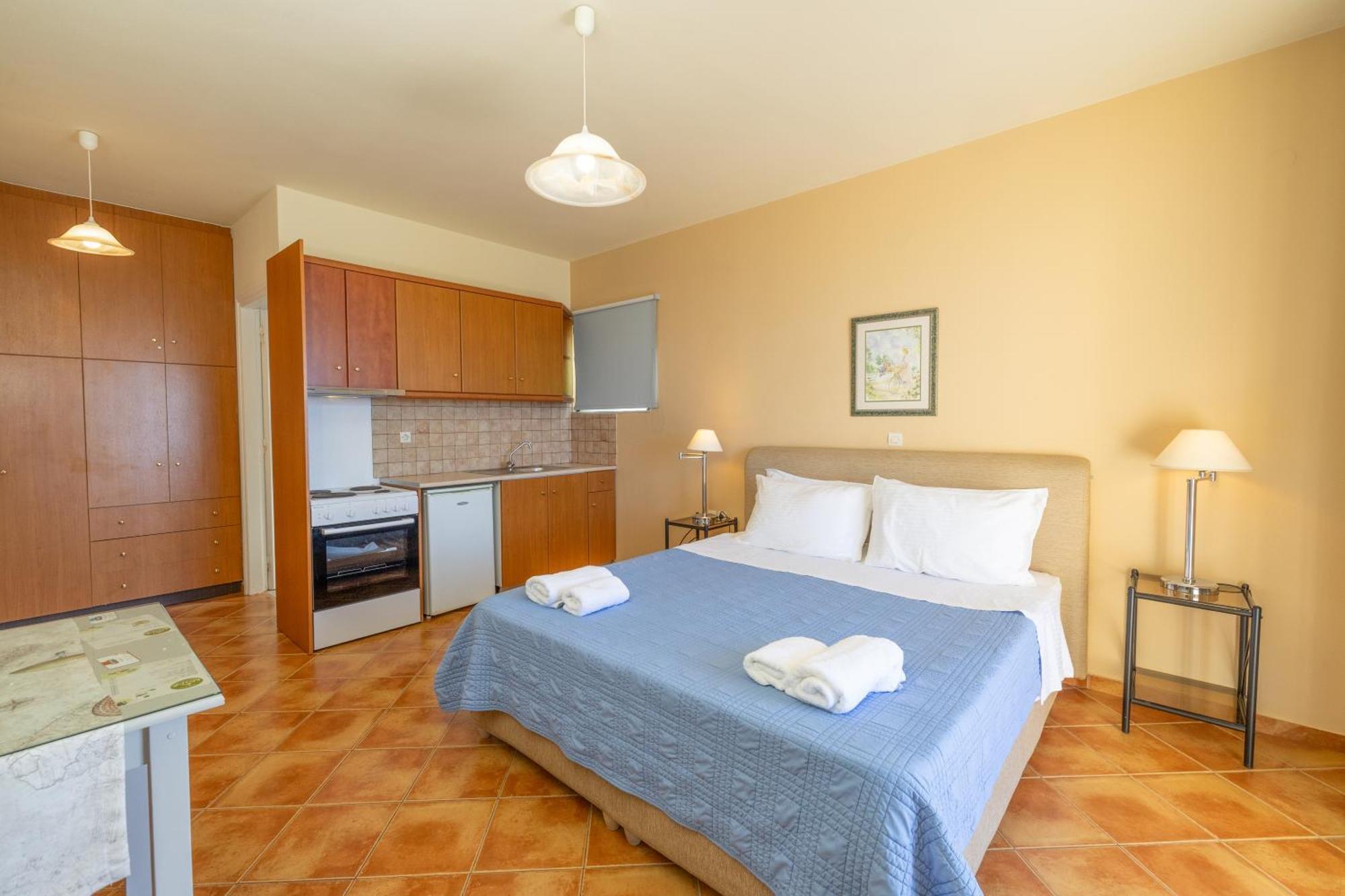 Delfinia Apartment *