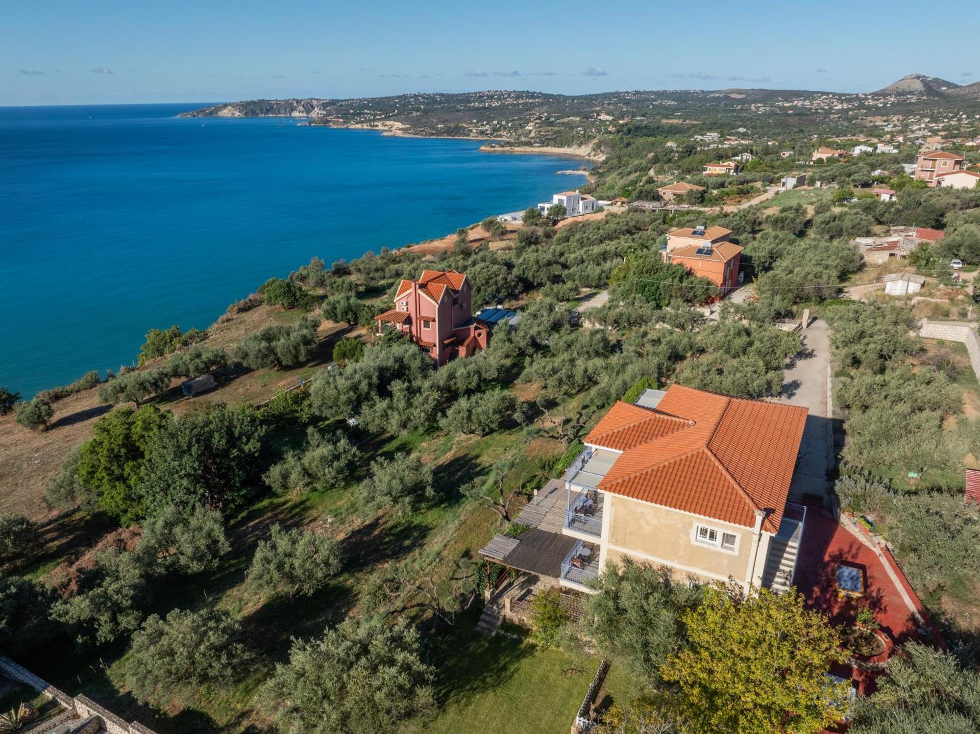 Apartment Delfinia Vlachata