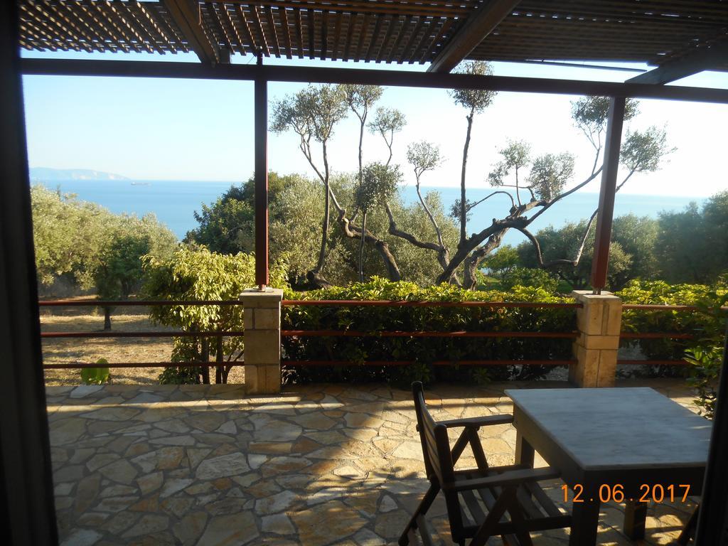 Delfinia Apartment *